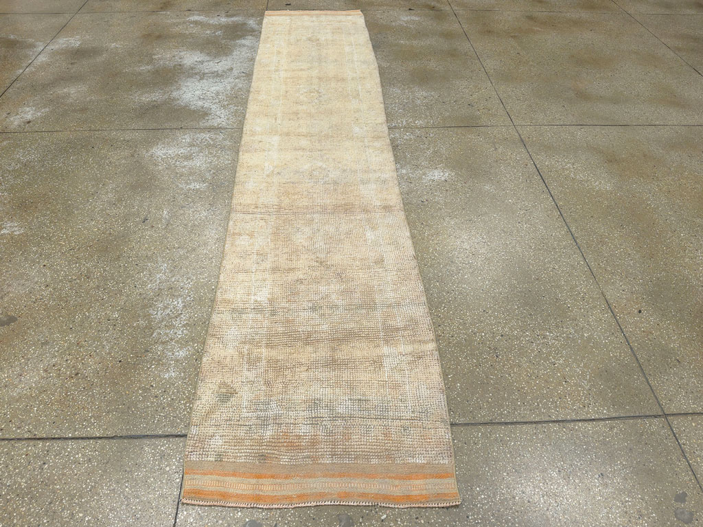 Vintage Turkish Anatolian Runner, No.33732 - Gsblank