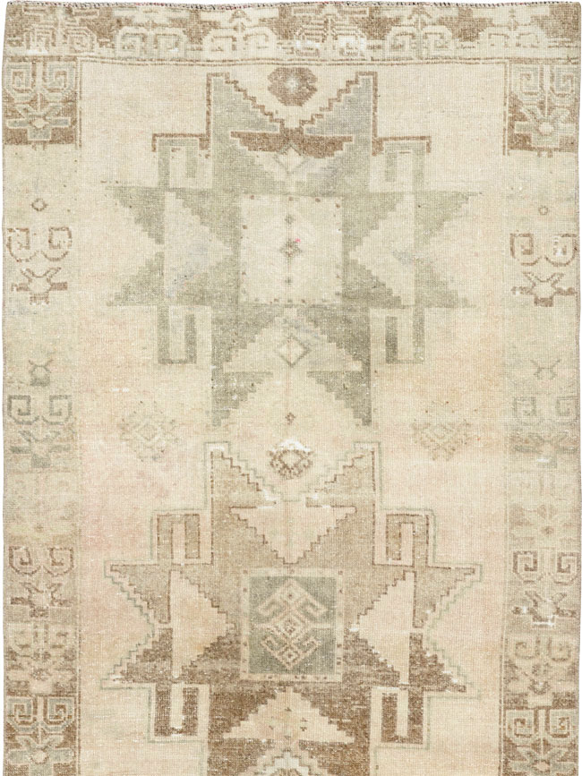 Vintage Turkish Anatolian Runner, No.33739 - Gsblank