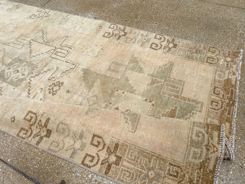 Vintage Turkish Anatolian Runner, No.33739 - Gsblank