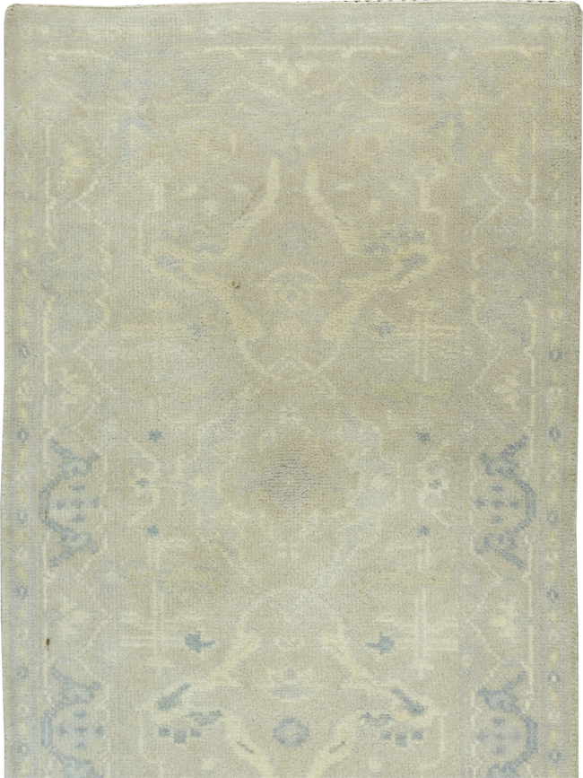 Modern Turkish Oushak Small Runner, No.33781 - Gsblank