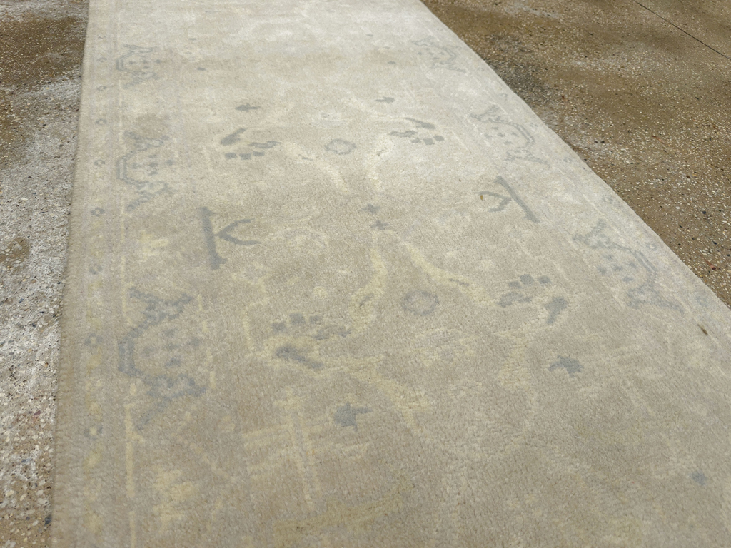 Modern Turkish Oushak Small Runner, No.33781 - Gsblank