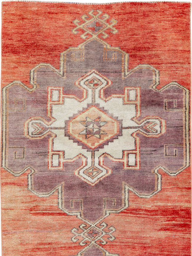 Vintage Turkish Anatolian Runner, No.33785 - Gsblank