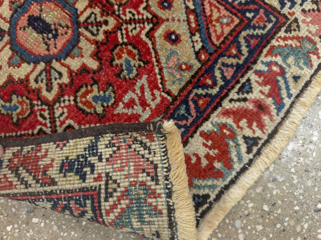 Antique Persian Pictorial Heriz Rug, No.33788 - Gsblank