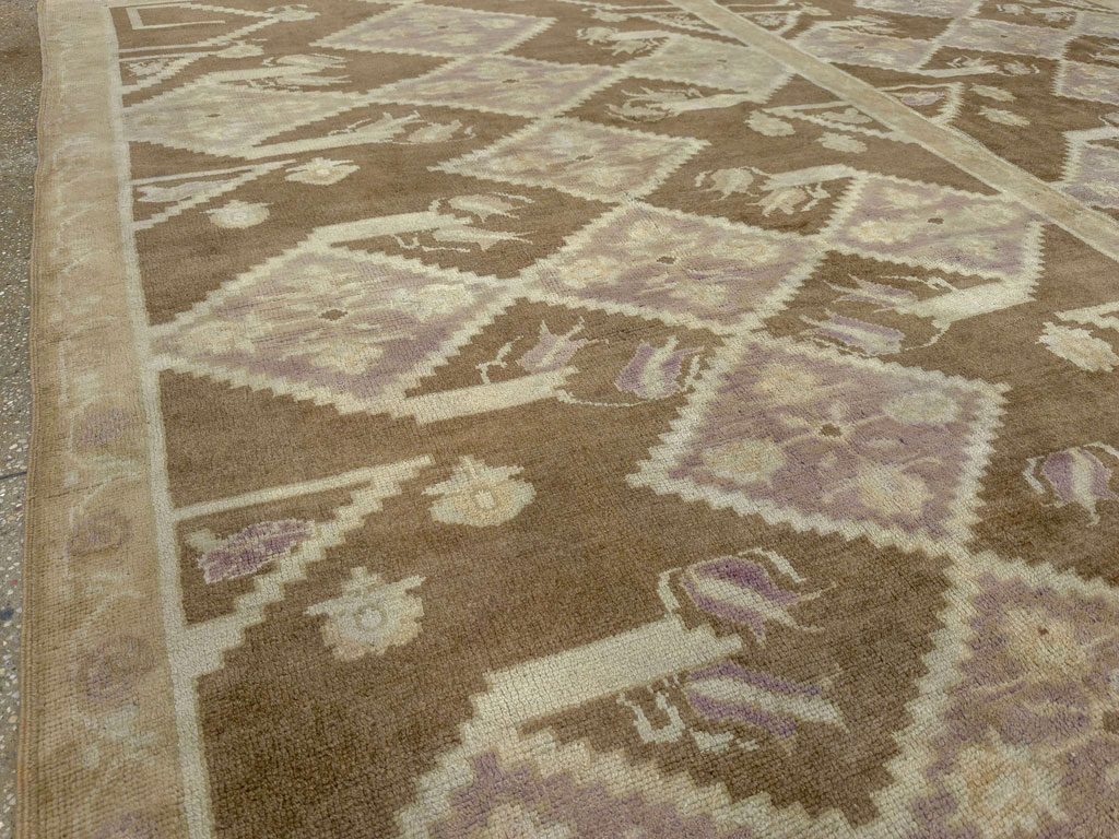 Vintage Turkish Anatolian Square Room Size Carpet, No.33796 - Gsblank