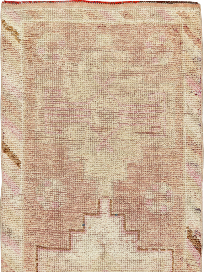 Vintage Turkish Anatolian Runner, No.33800 - Gsblank