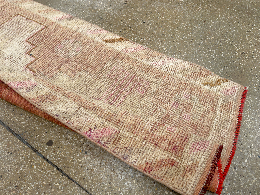 Vintage Turkish Anatolian Runner, No.33800 - Gsblank
