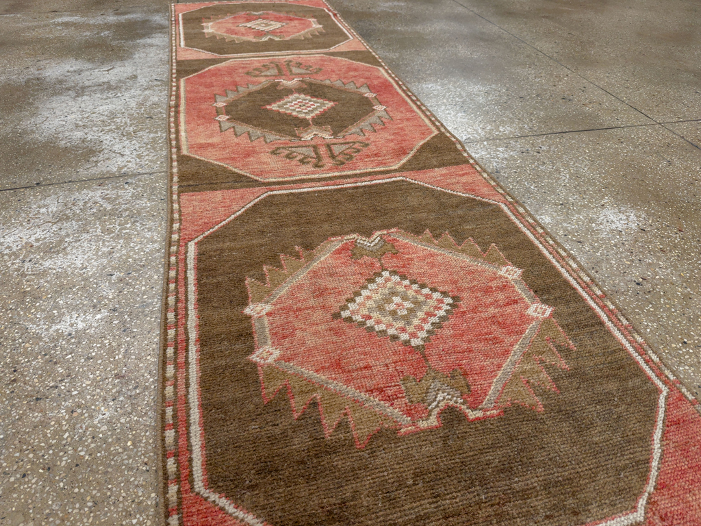 Vintage Turkish Anatolian Runner, No.33837 - Gsblank