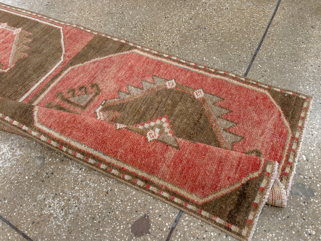 Vintage Turkish Anatolian Runner, No.33837 - Gsblank