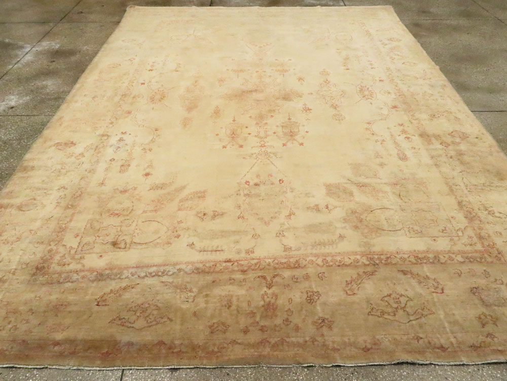 Antique Turkish Sivas Carpet, No.8040 - Gsblank