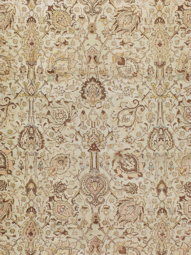 Antique Persian Tabriz Carpet, No.8111 - Gsblank