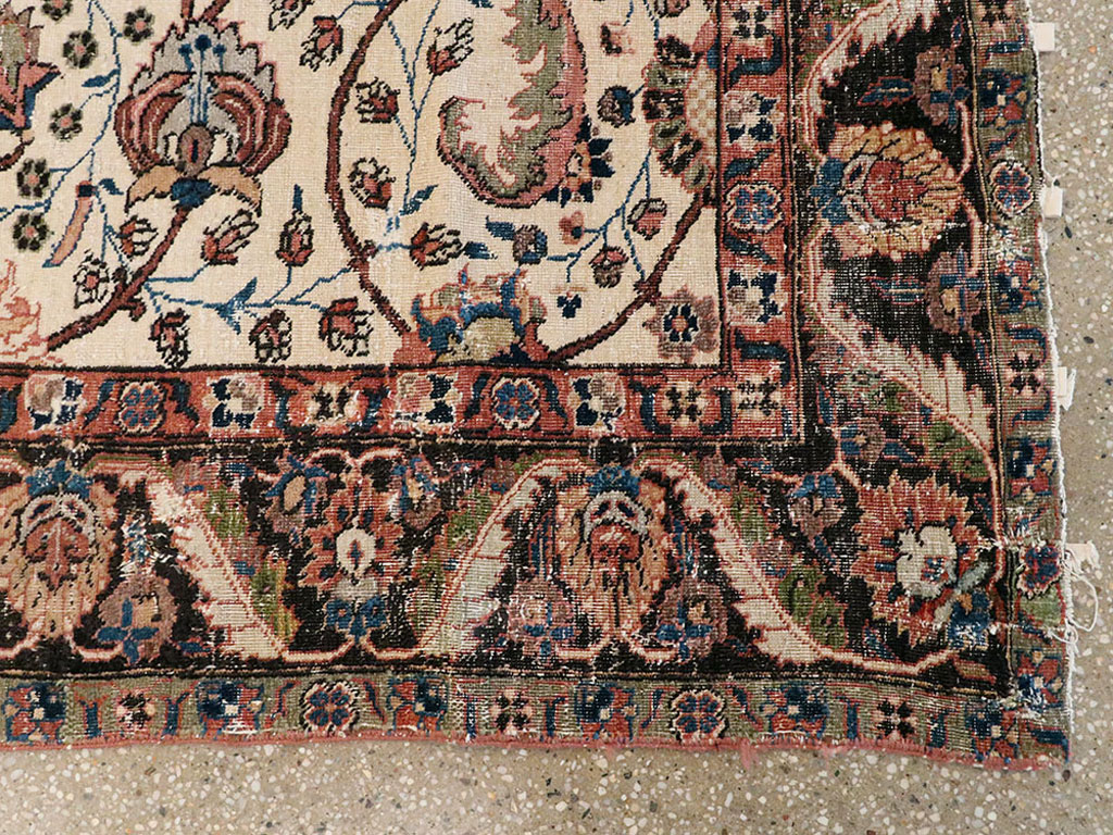 Antique Persian Tabriz Distressed Rug, No.8114 - Gsblank