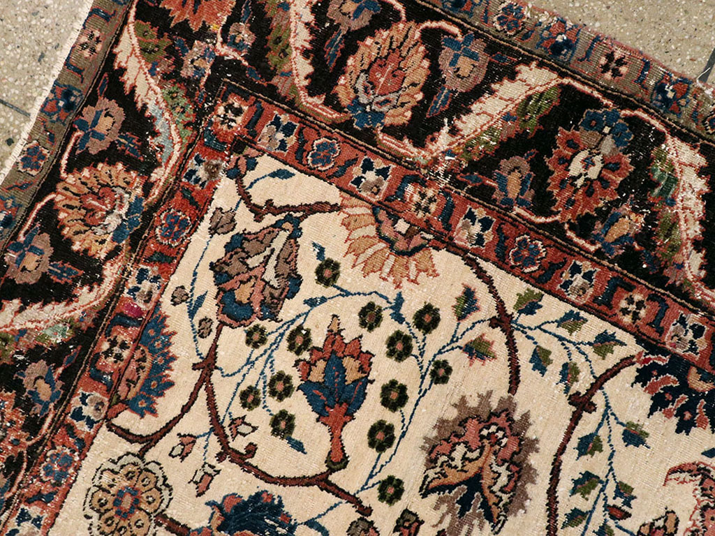 Antique Persian Tabriz Distressed Rug, No.8114 - Gsblank