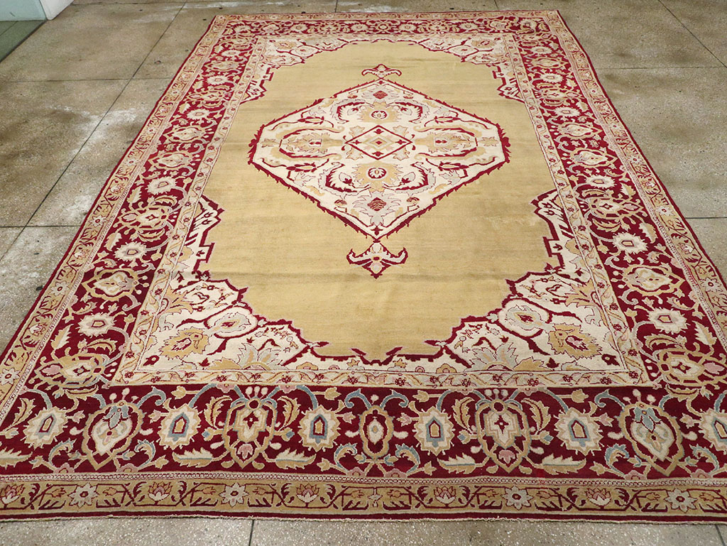 Antique Indian Agra Carpet, No.8125 - Gsblank