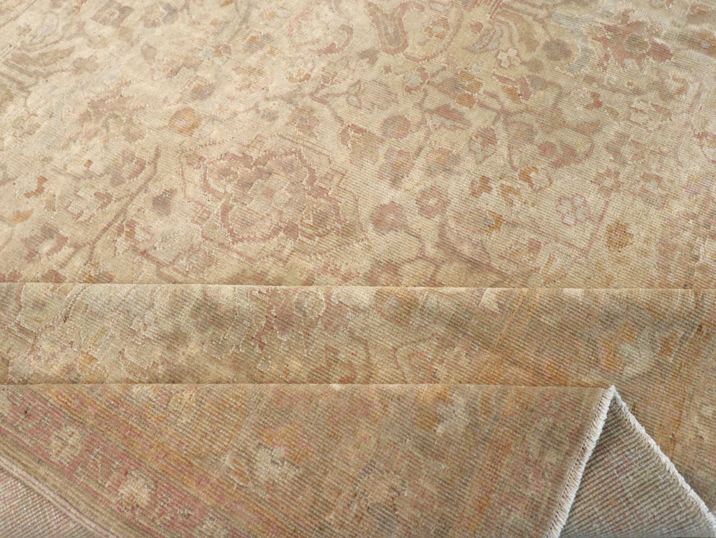 Antique Turkish Sivas Room Size Carpet, No.8193 - Gsblank