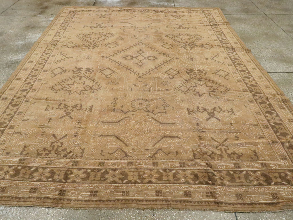 Antique Turkish Oushak Carpet, No.8218 - Gsblank