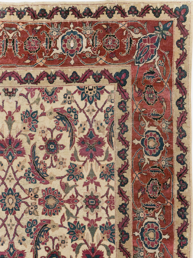 Antique Persian Tabriz Gallery Carpet, No.8295 - Gsblank