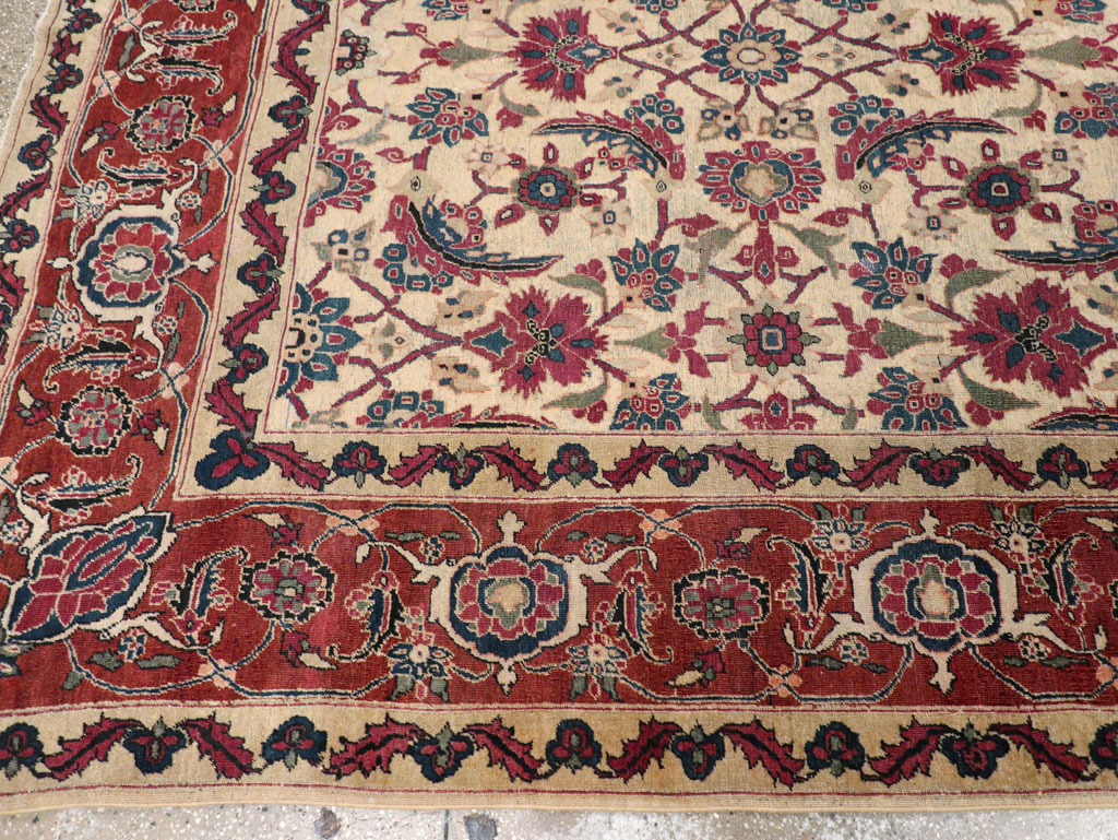 Antique Persian Tabriz Gallery Carpet, No.8295 - Gsblank