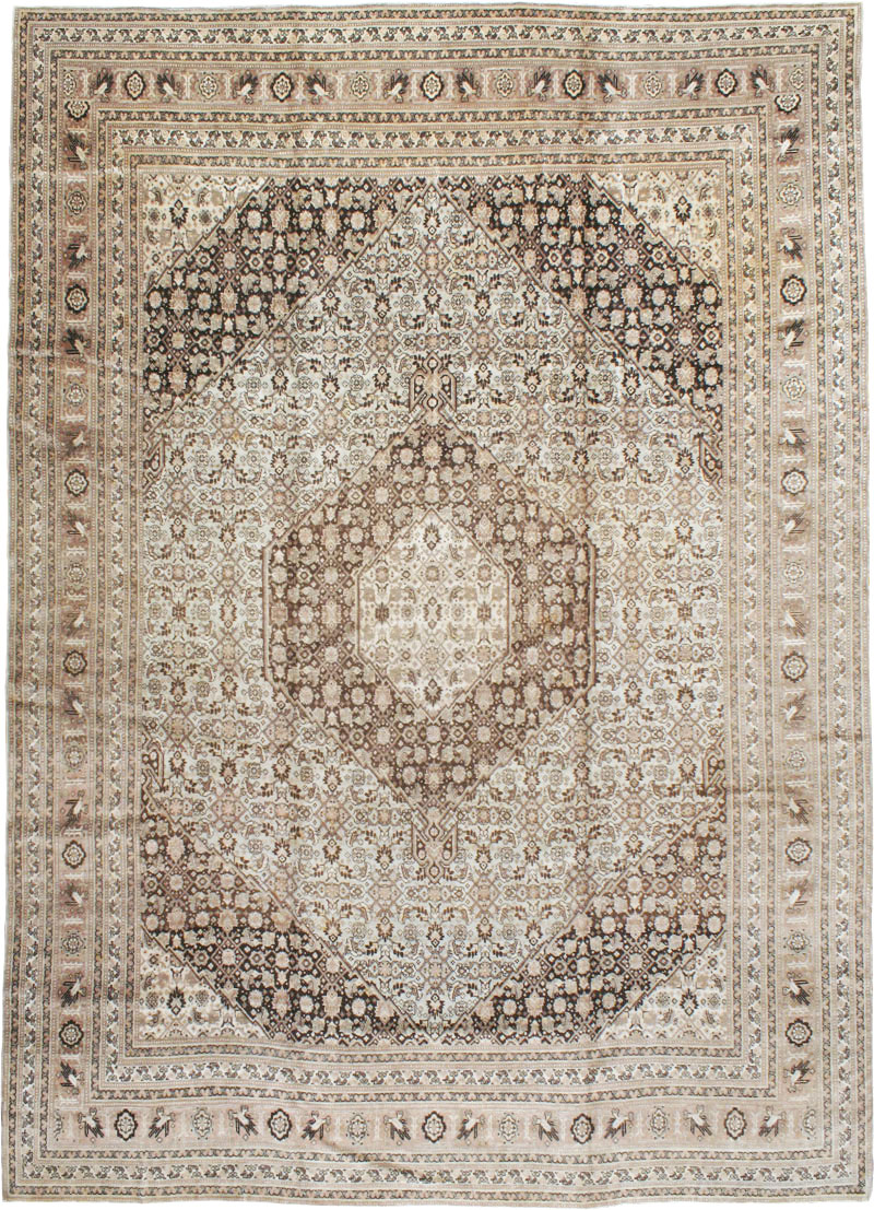 Antique Persian Tabriz Carpet, No.8320 - Gsblank
