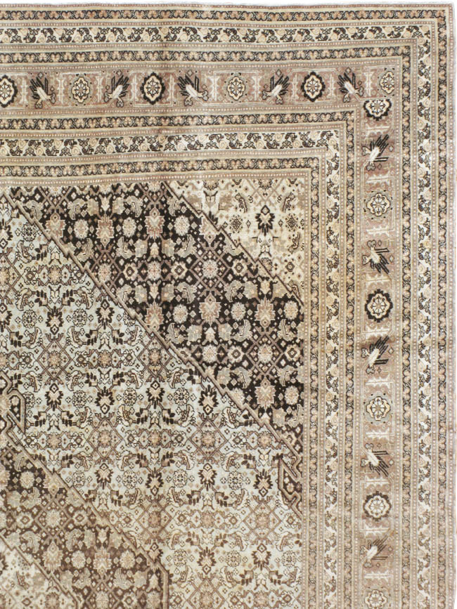 Antique Persian Tabriz Carpet, No.8320 - Gsblank