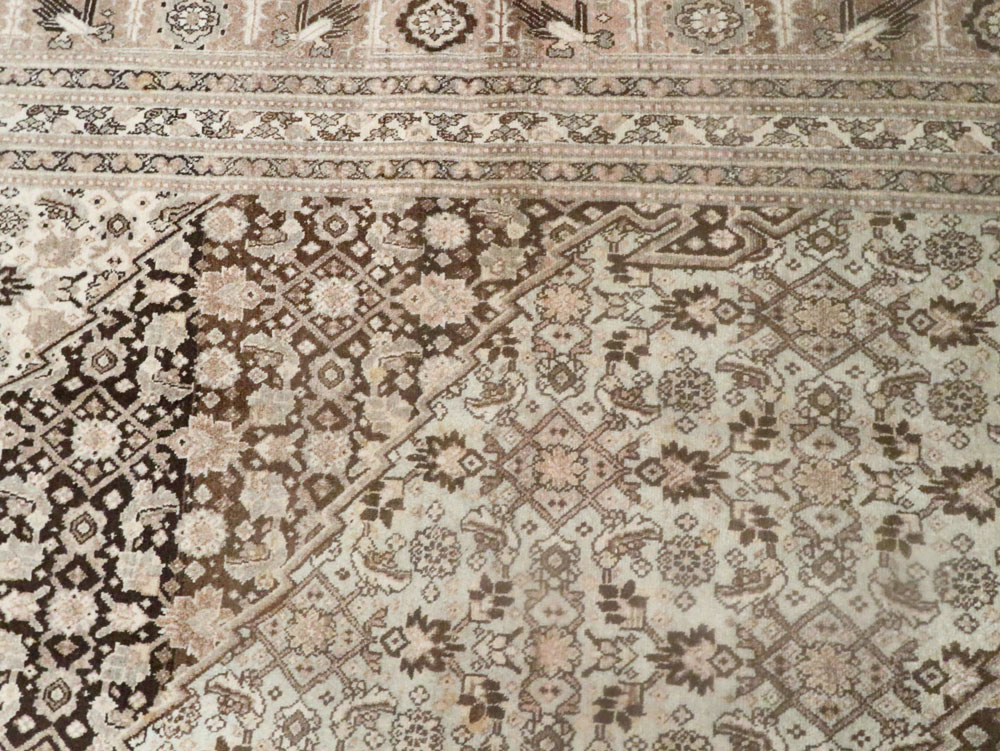 Antique Persian Tabriz Carpet, No.8320 - Gsblank