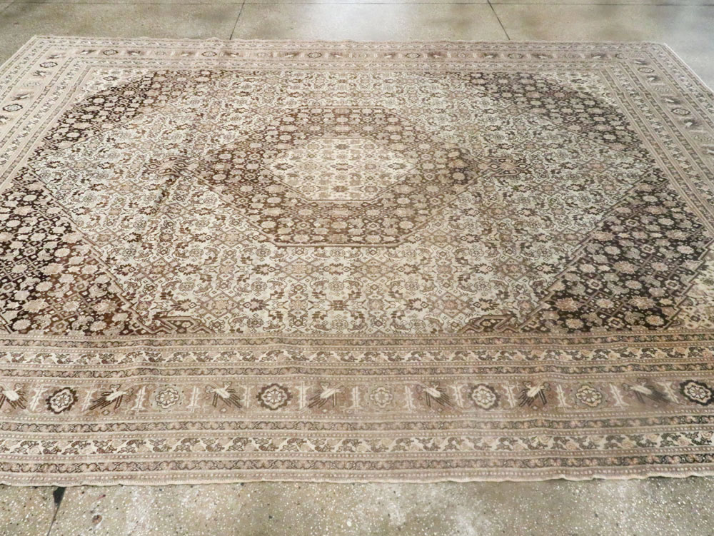 Antique Persian Tabriz Carpet, No.8320 - Gsblank