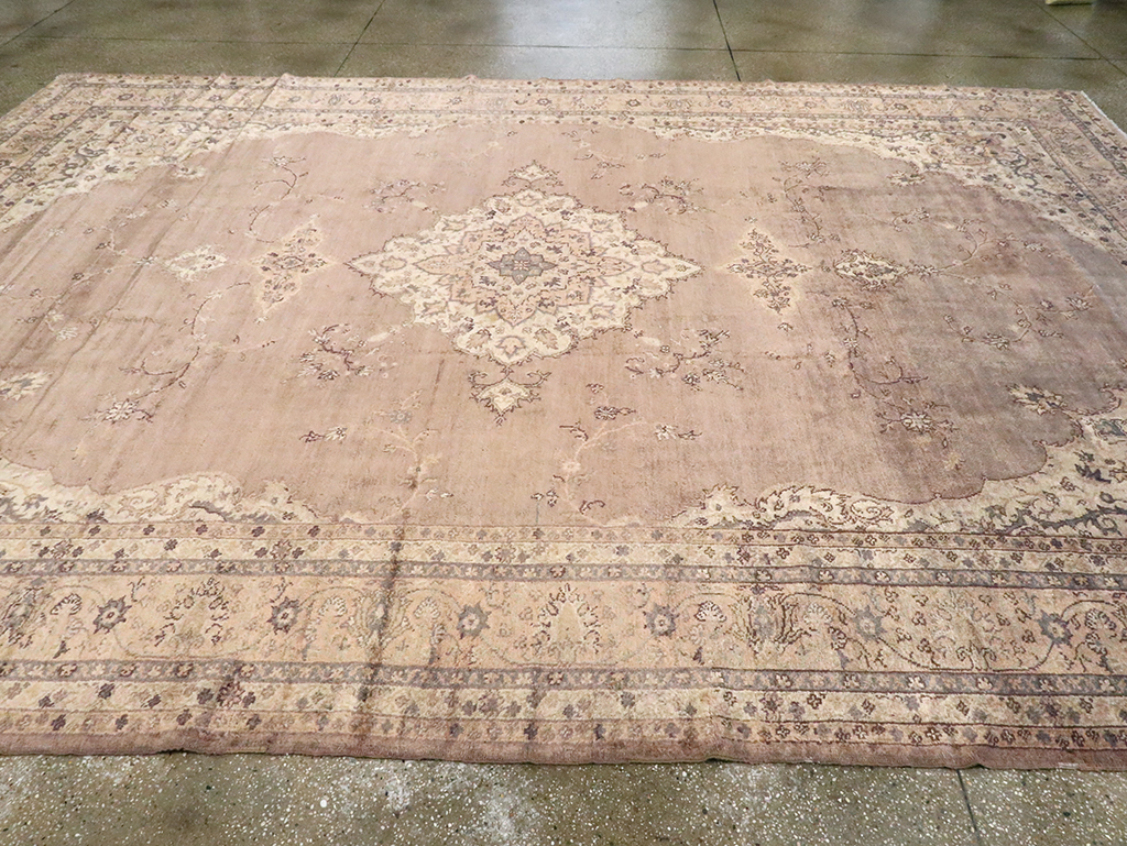 Antique Turkish Oushak Carpet, No.8325 - Gsblank