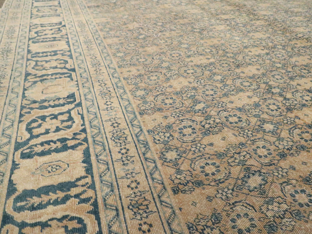 Antique Persian Tabriz Carpet, No.8365 - Gsblank