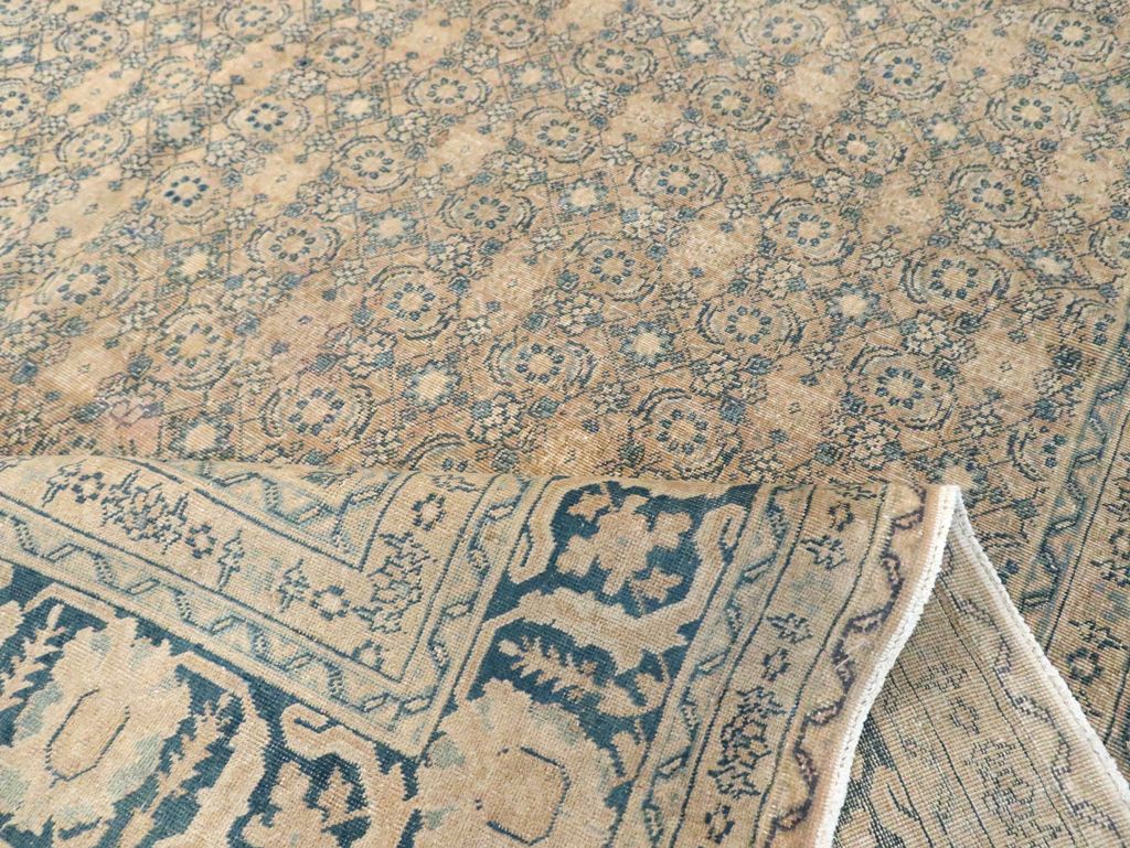 Antique Persian Tabriz Carpet, No.8365 - Gsblank