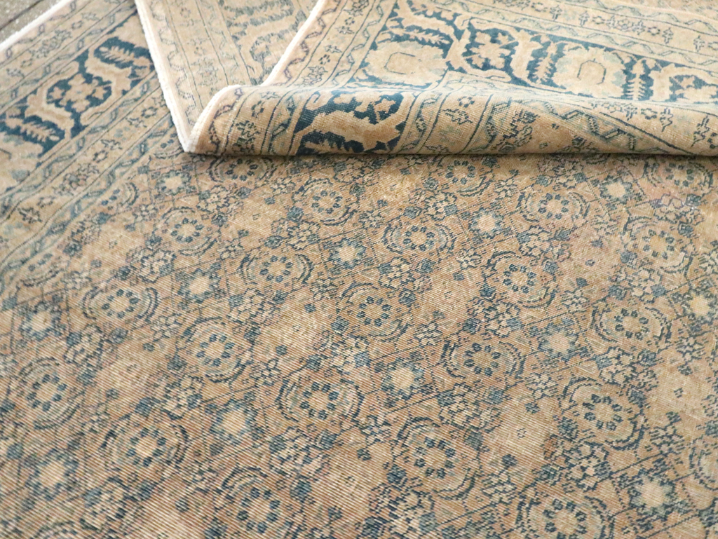 Antique Persian Tabriz Carpet, No.8365 - Gsblank