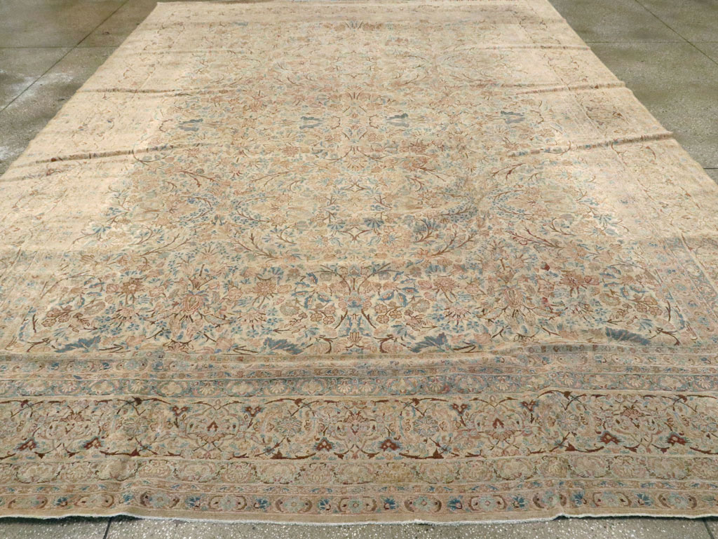 Antique Persian Kerman Carpet, No.8380 - Gsblank