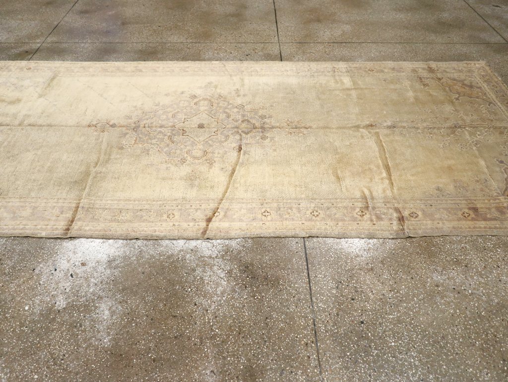 Antique Turkish Oushak Gallery Carpet, No.8404 - Gsblank