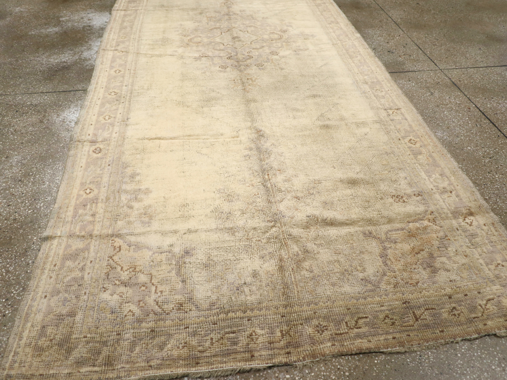 Antique Turkish Oushak Gallery Carpet, No.8404 - Gsblank