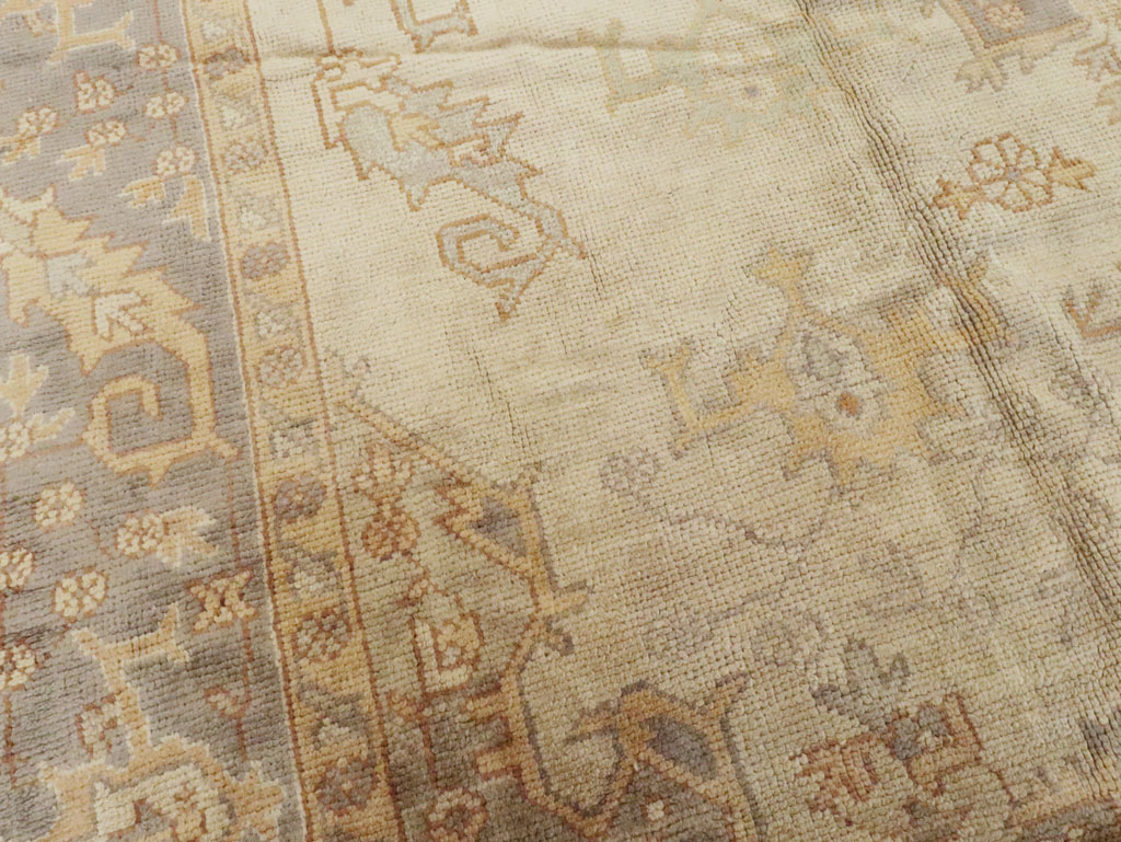 Vintage Turkish Oushak Carpet, No.8405 - Gsblank