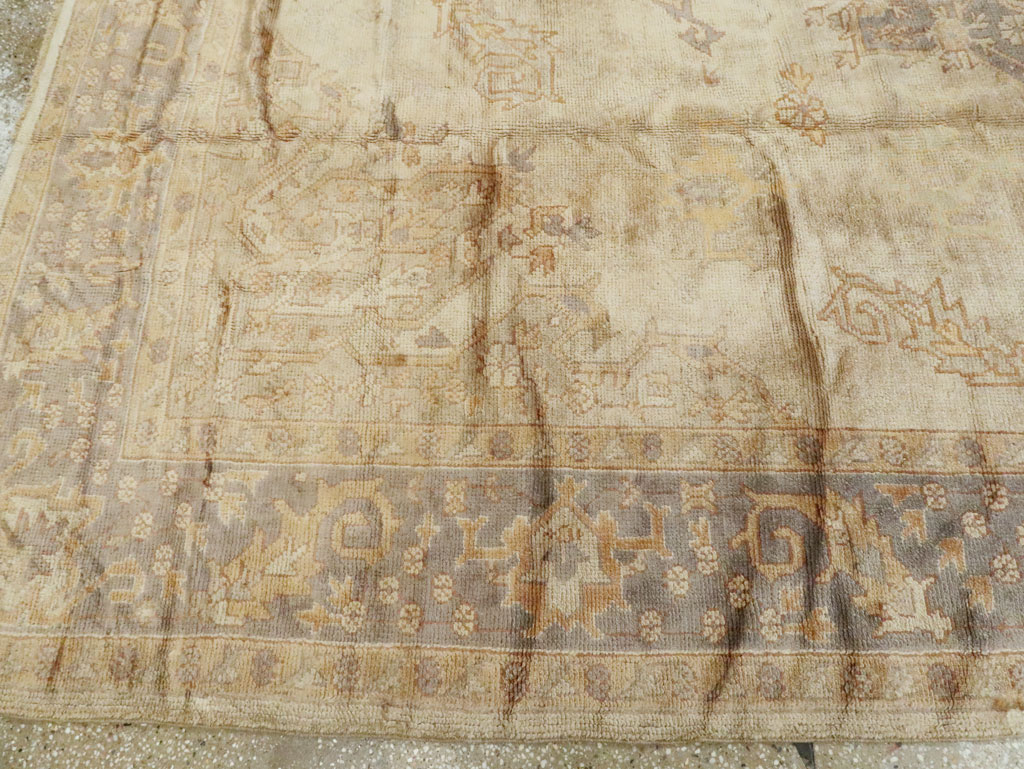 Vintage Turkish Oushak Carpet, No.8405 - Gsblank