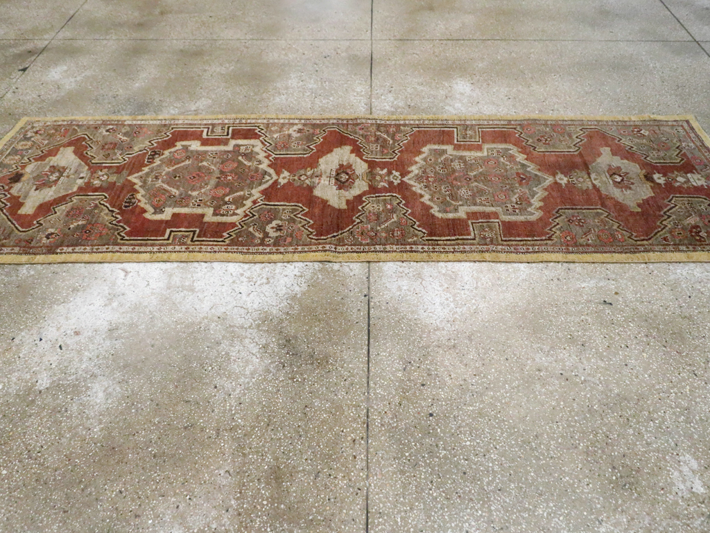 Antique Persian Bidjar Runner, No.8413 - Gsblank