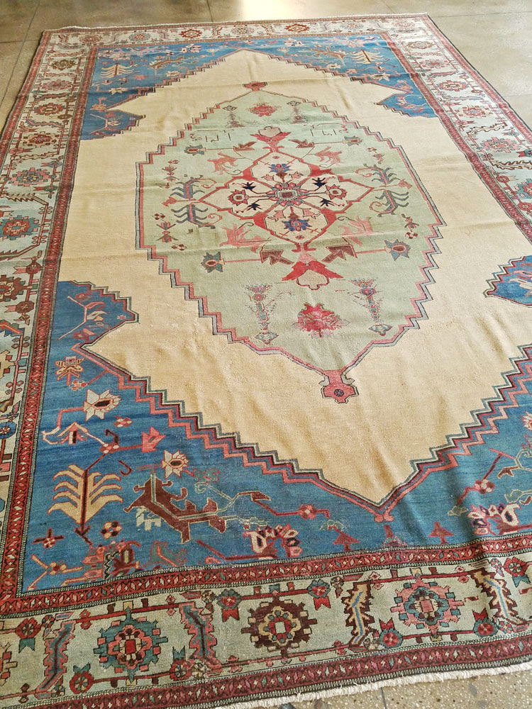 Antique Persian Bakshaish Carpet, No.8455 - Gsblank