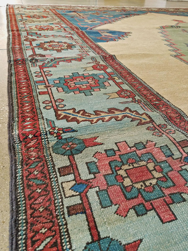 Antique Persian Bakshaish Carpet, No.8455 - Gsblank