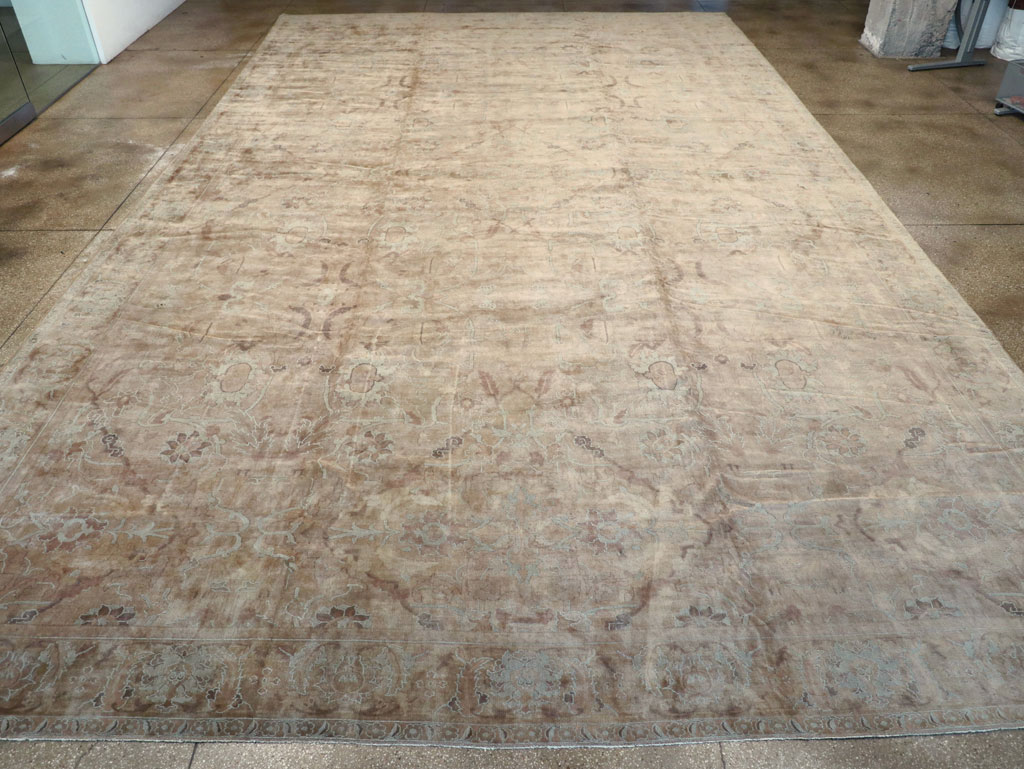 Antique Indian Agra Carpet, No.8497 - Gsblank