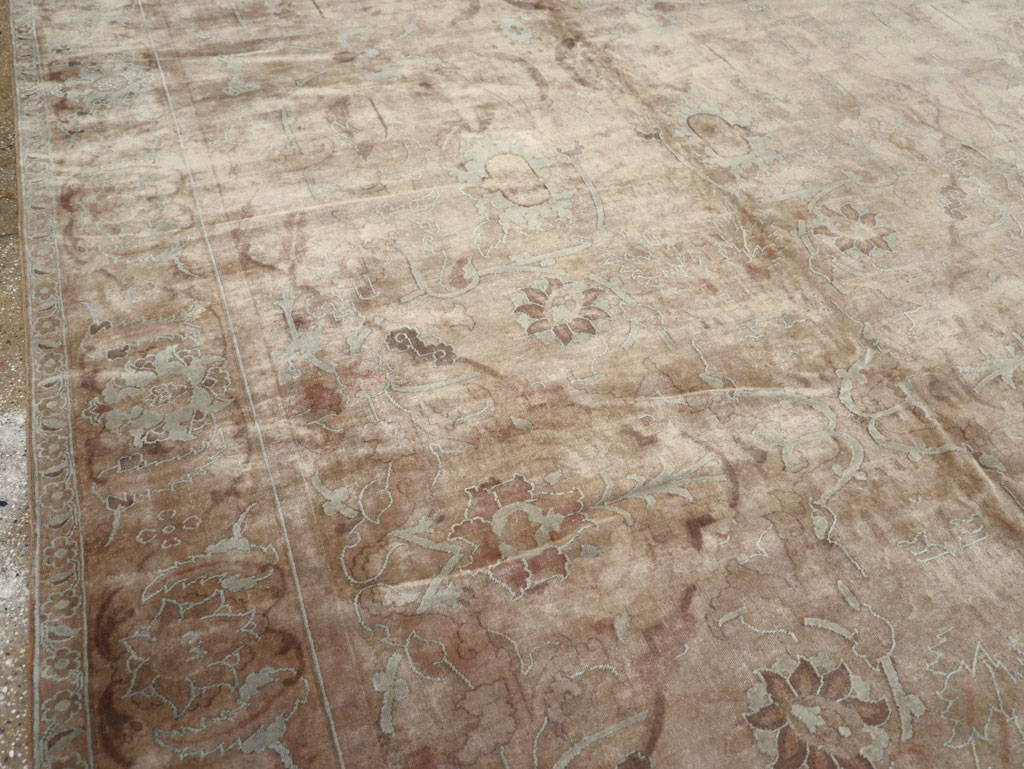 Antique Indian Agra Carpet, No.8497 - Gsblank