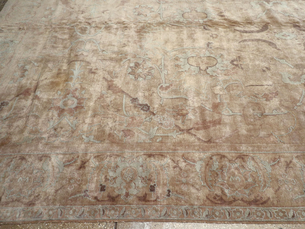 Antique Indian Agra Carpet, No.8497 - Gsblank