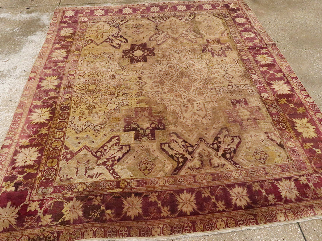 Antique Indian Agra Carpet, No.8526 - Gsblank