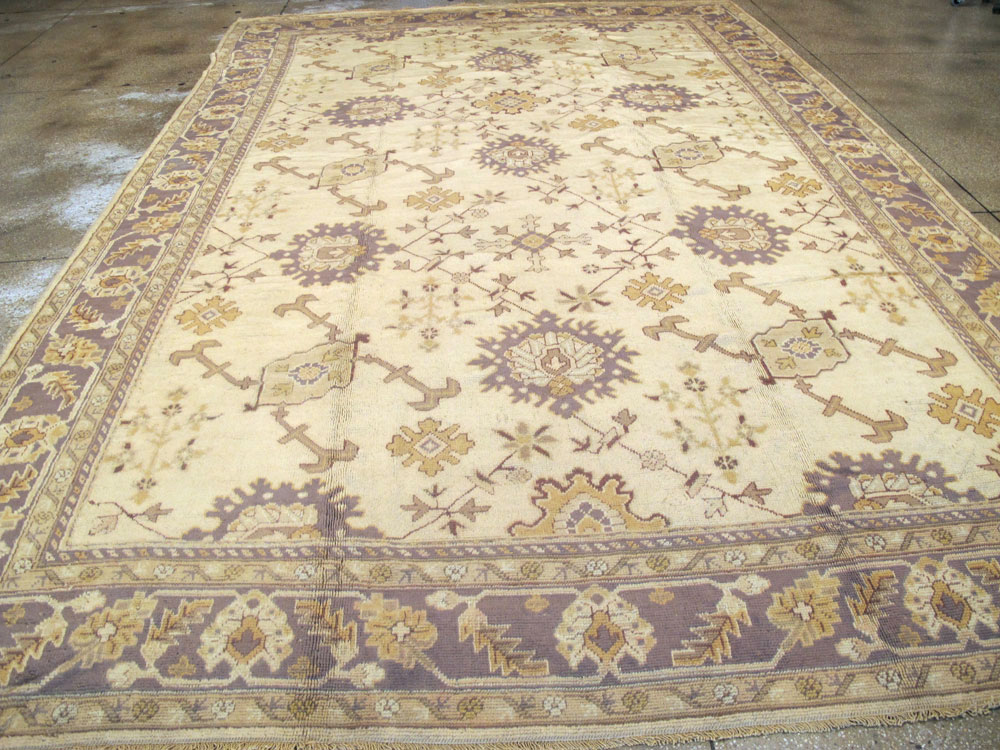 Vintage Turkish Oushak Carpet, No.8609 - Gsblank