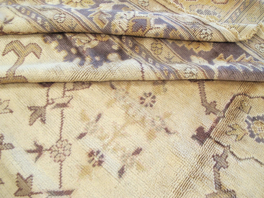 Vintage Turkish Oushak Carpet, No.8609 - Gsblank