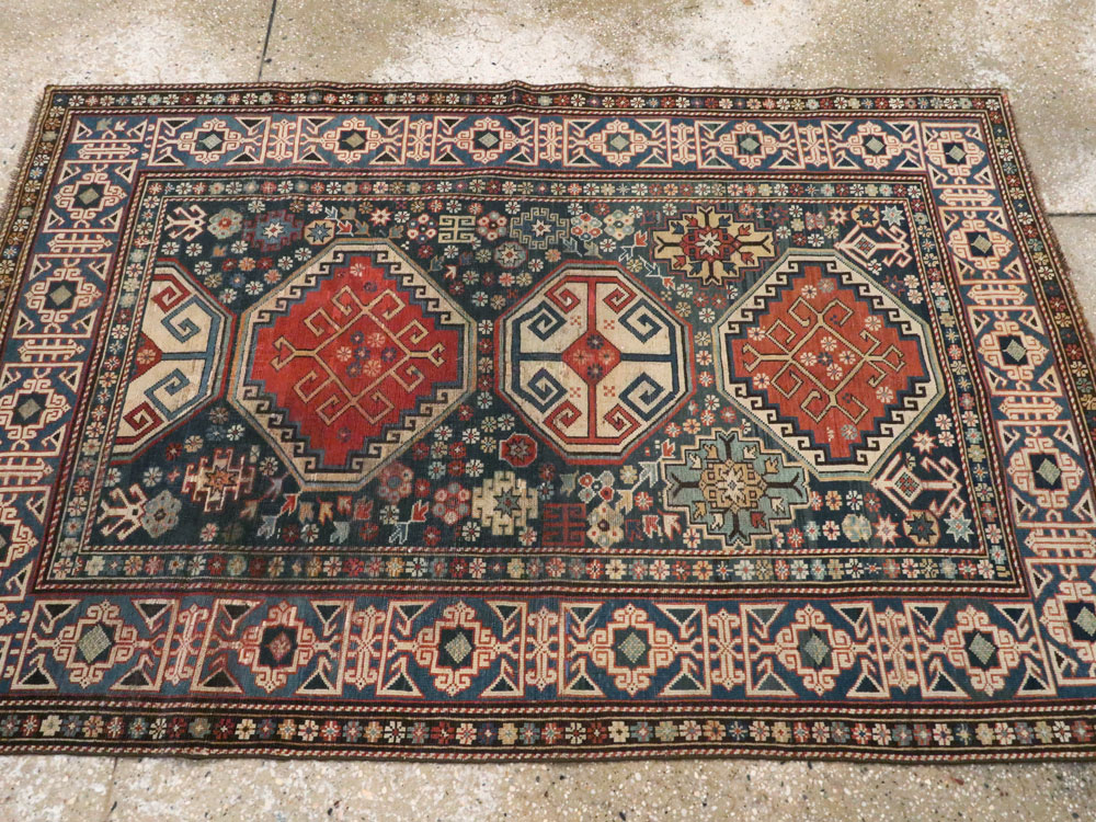 Antique Caucasian Shirvan Rug, No.8687 - Gsblank