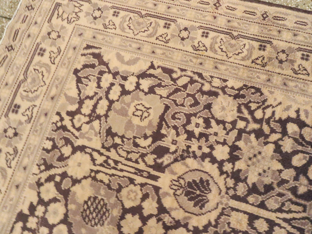 Vintage Indian Lahore Accent Carpet, No.8702 - Gsblank