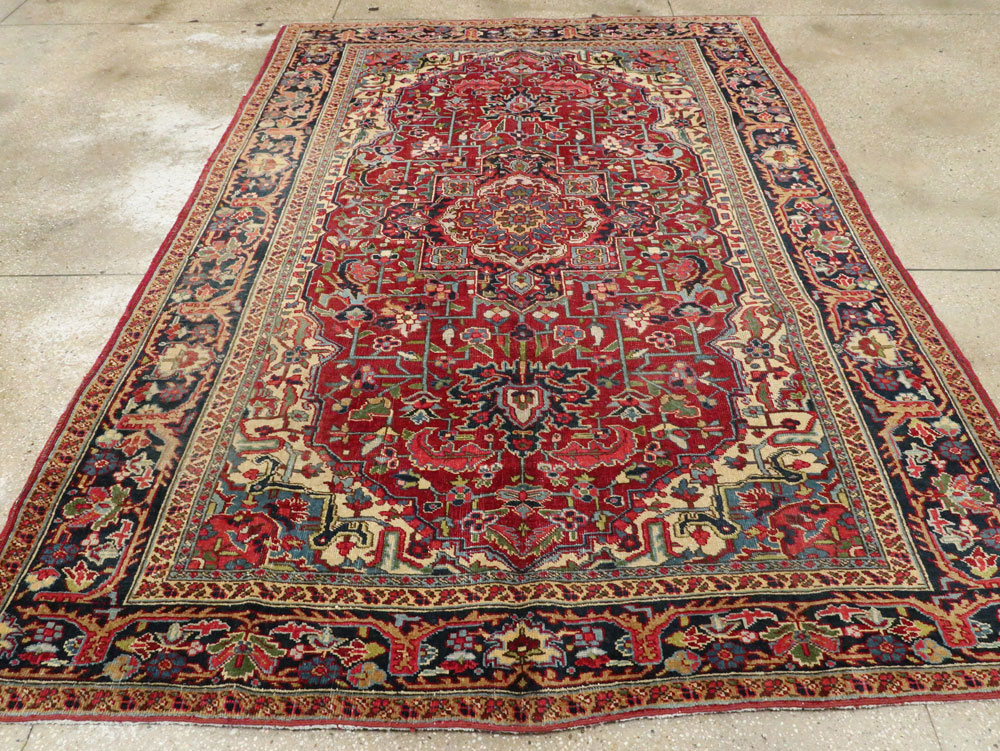Vintage Persian Heriz Carpet, No.8713 - Gsblank