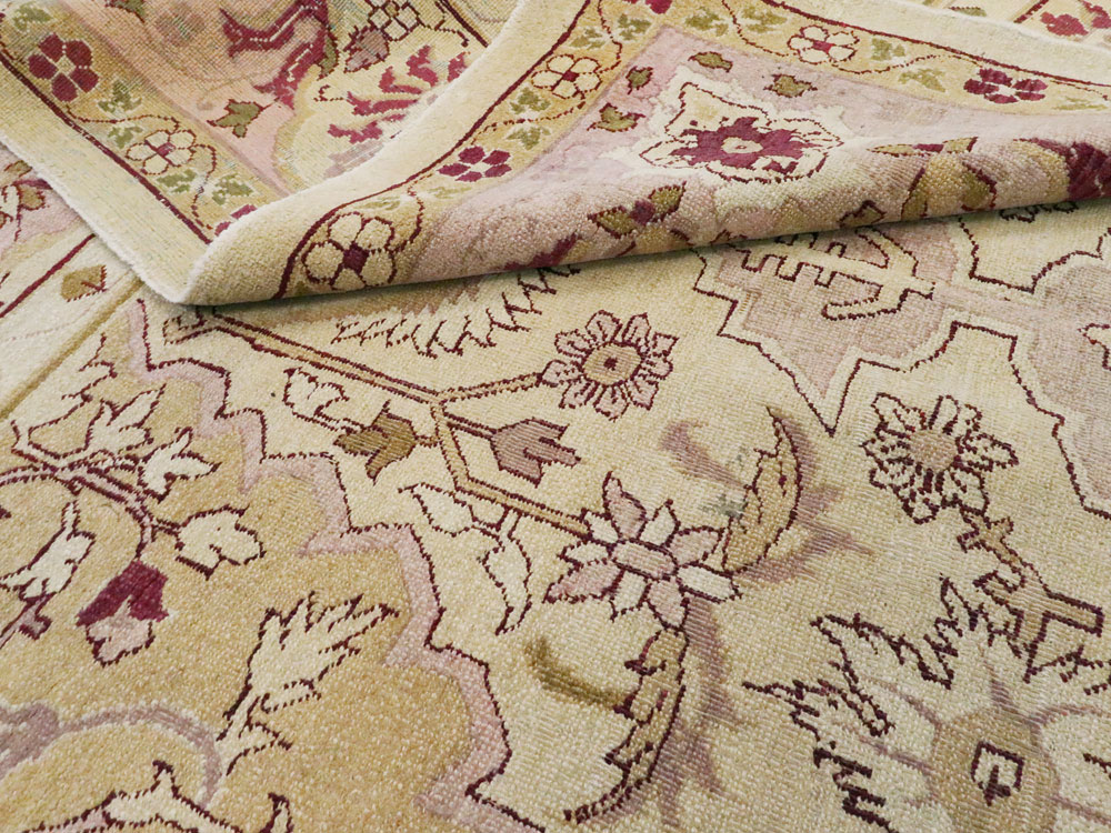 Antique Indian Agra Carpet, No.8730 - Gsblank