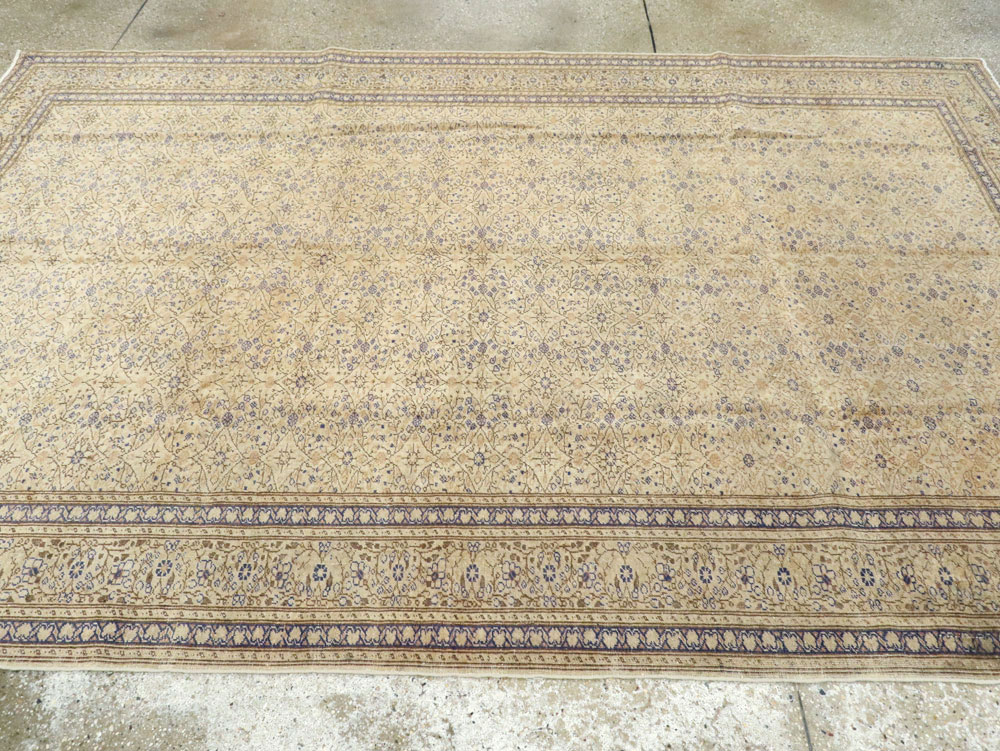 Vintage Turkish Sivas Carpet, No.8734 - Gsblank