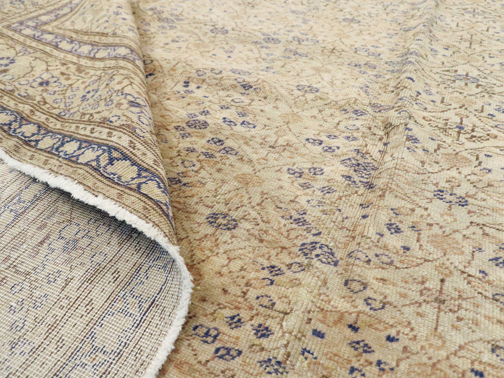 Vintage Turkish Sivas Carpet, No.8734 - Gsblank