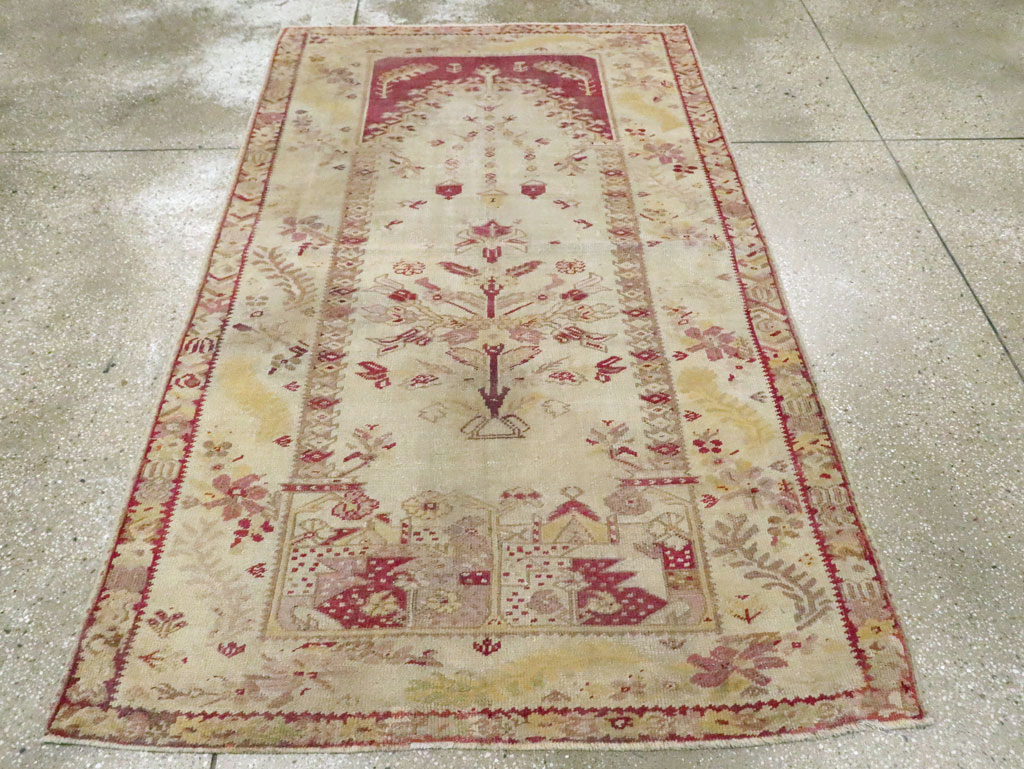 Antique Turkish Ghiordes Rug, No.8740 - Gsblank